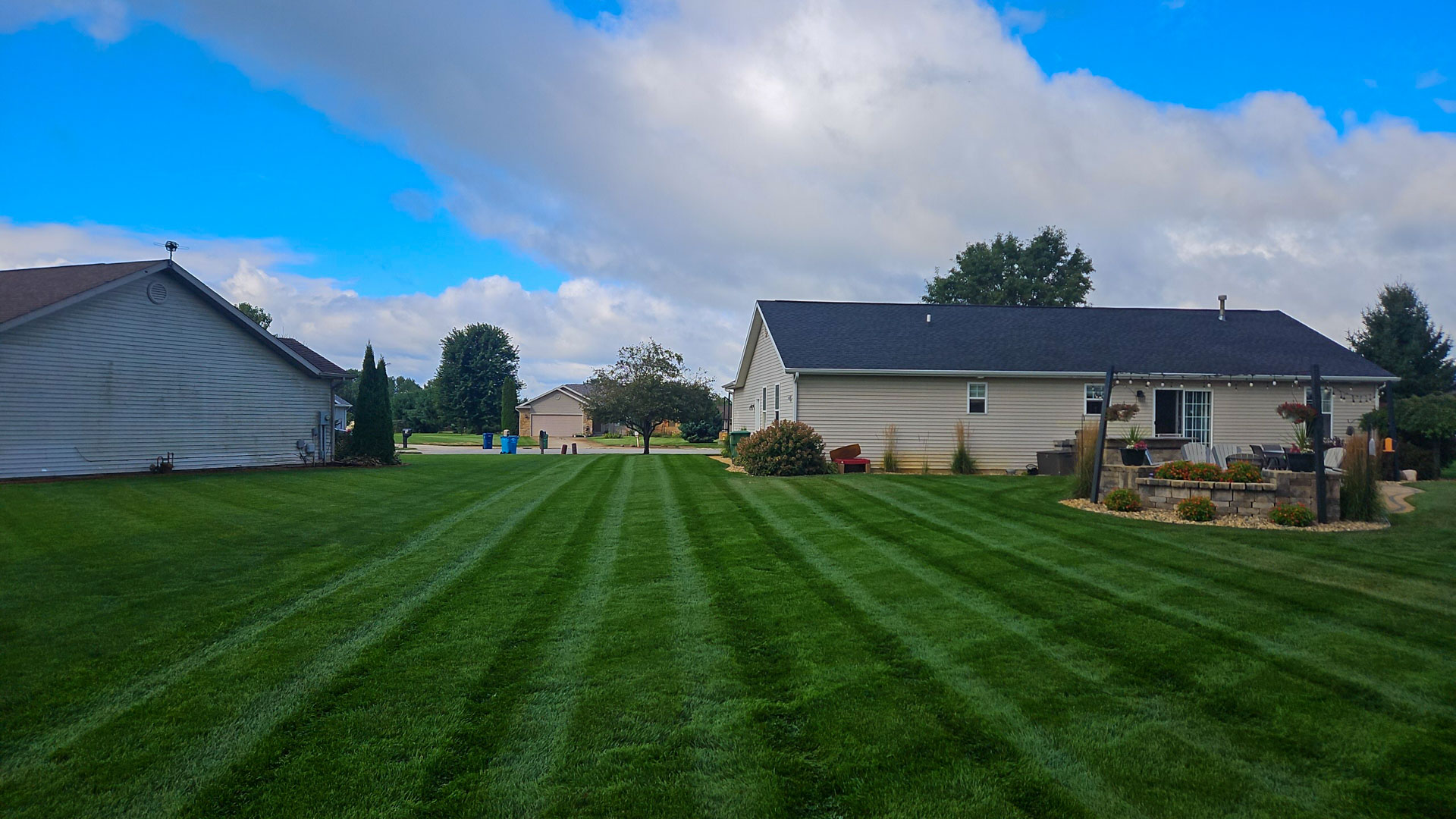 lawn-treatment-04 A Indiana resident's lawn being taken care of by Grow Pros lawn treatment company